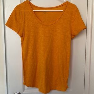 NWOT LOFT outlet scoop neck T-shirt